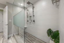 Load image into Gallery viewer, The Plaza | Harbour Island