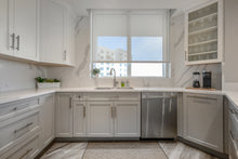 Load image into Gallery viewer, The Plaza | Harbour Island